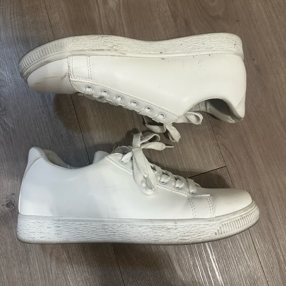 Refresh Action White Leather Sneaker